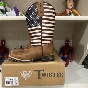 Twister Patriotic Brown Cowboy Boots